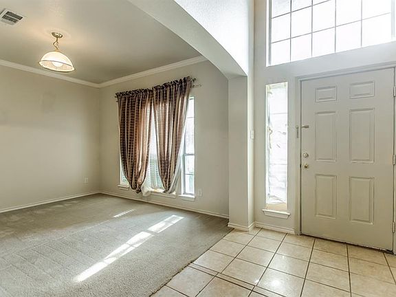 4th image of 612 Delores Dr
