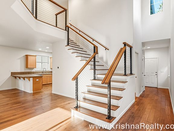 3rd image of 6648 NE McMurtry Pl