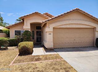 219 W Helena Dr, Phoenix, AZ 85023