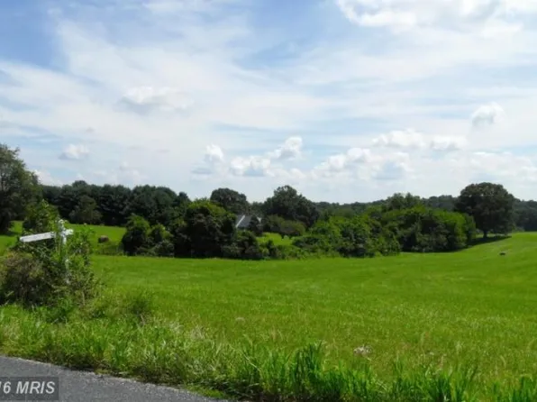 1455 Knopp Rd, Jarrettsville, MD 21084