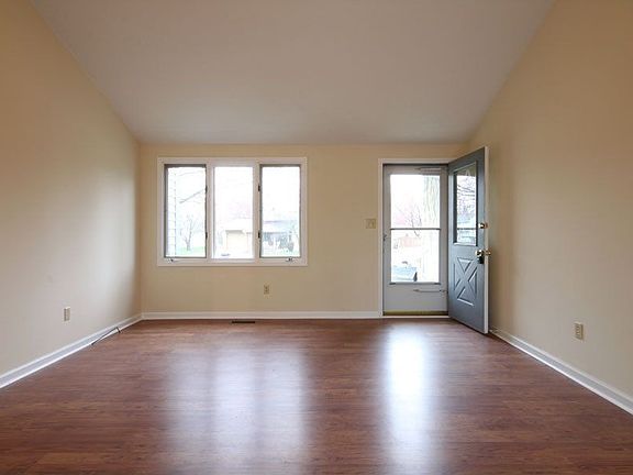 5th image of 1507 Stacy Lynn Dr