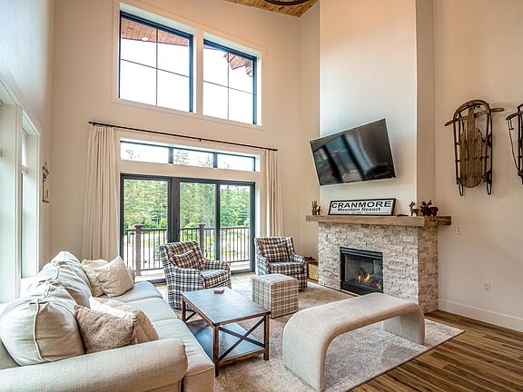 5th image of 239 Skimobile Road #302