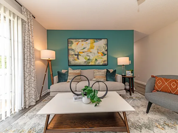 The Alexander Apartment Homes