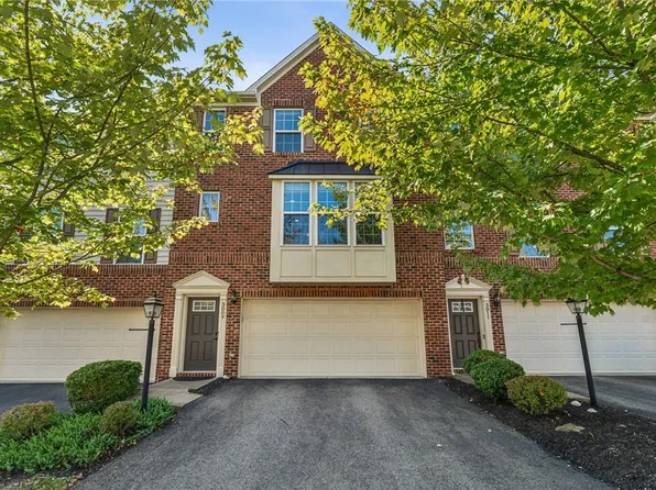 3009 Grey Fox Cir, Bridgeville, PA 15017