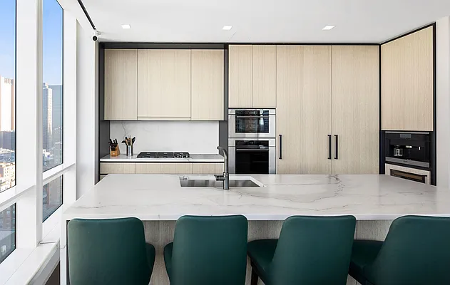 Sold by Corcoran | media 21