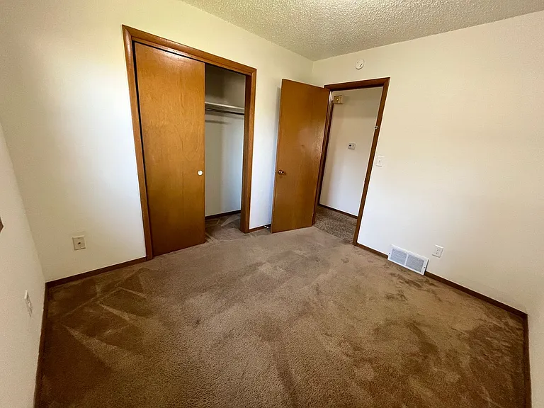 3004 S Phillips Ave — Photo 16