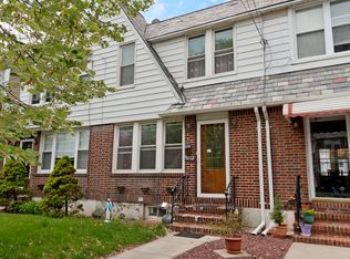 6534 77th Pl, Middle Village, NY