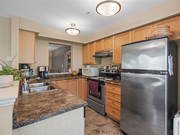 3rd image of 1620 Townsite Rd #308
