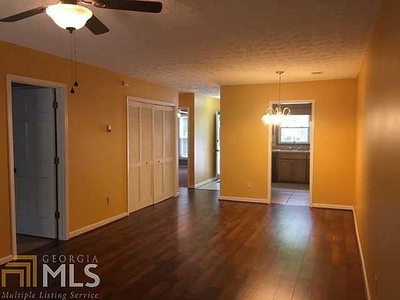 2nd image of 245 Williamsburg Way #15B