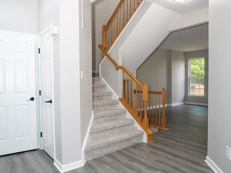 556 Mockingbird Way — Photo 5