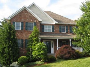 407 Pine Valley Dr, Bridgeville, PA