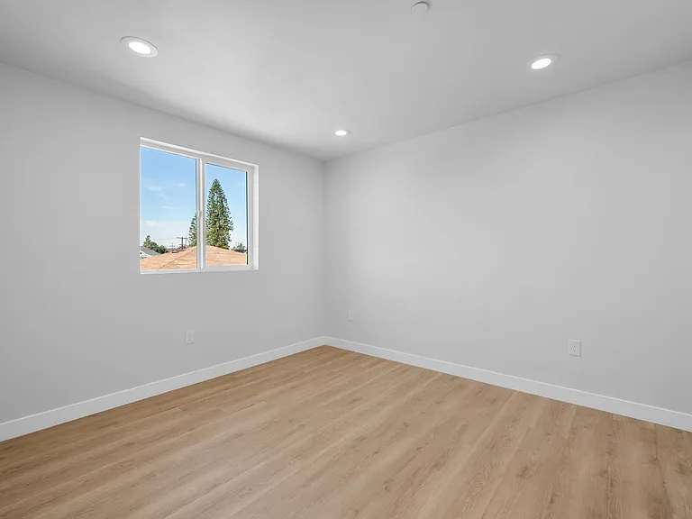 3223 Lanfranco St — Photo 21