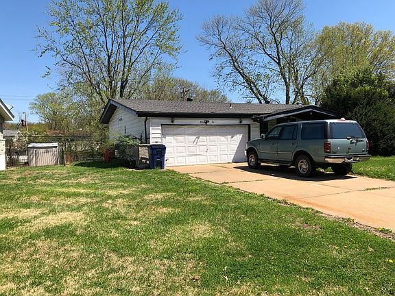 3rd image of 11110 Ebert Dr