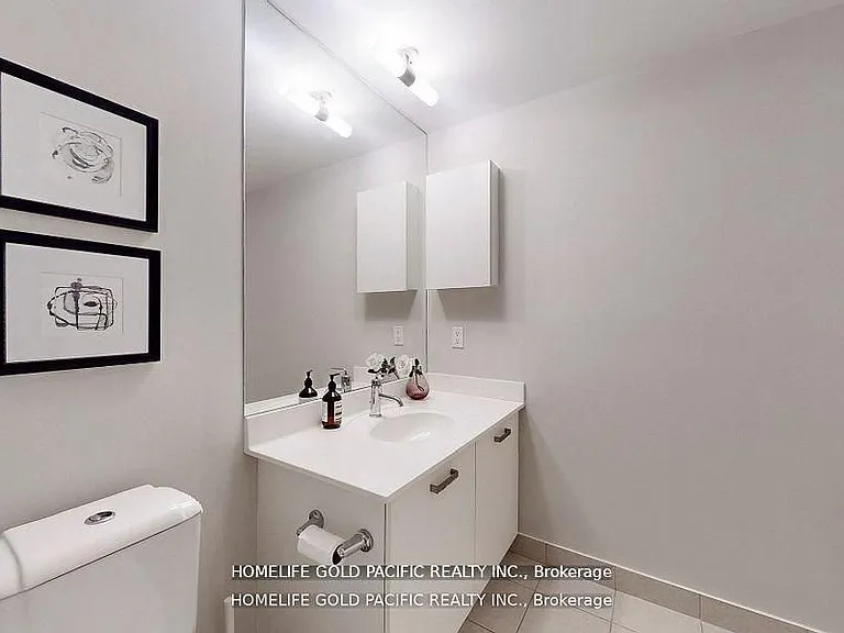 832 Bay St #1202 — Photo 20