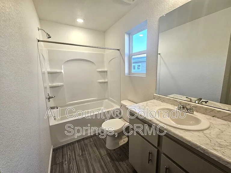 9256 Lytle Grv — Photo 17
