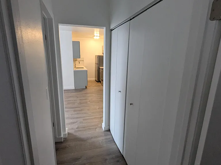 5726 N. Winthrop — Photo 39