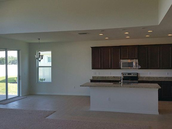 4th image of 12666 Flatwood Creek Dr.
