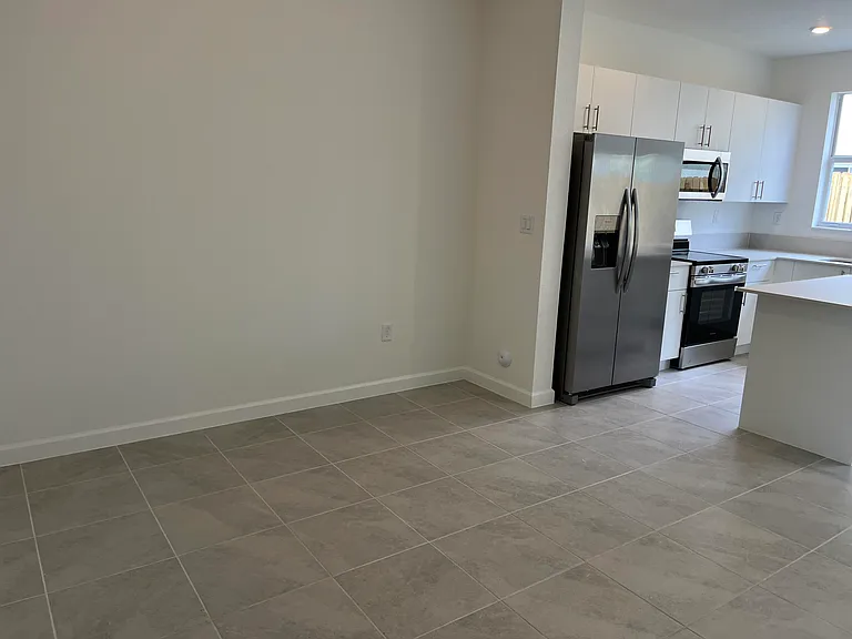 2624 SE 25th Ct — Photo 12