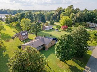 573 Brookemeade Dr, Sparta, TN 38583