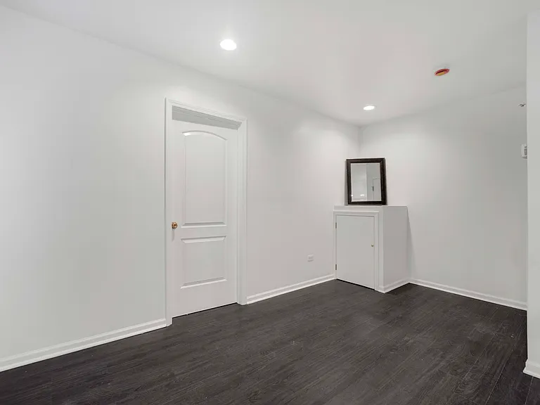 1317 W 18th Pl #CH — Photo 7
