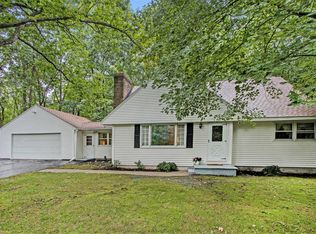 7142 N Sprinkle Rd, Kalamazoo, MI 49004