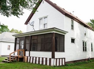 525 Chestnut Ave, Carlton, MN 55718