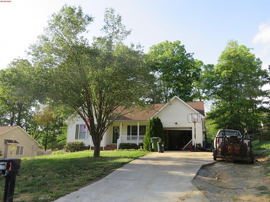 1st image of 109 Antelope Dr