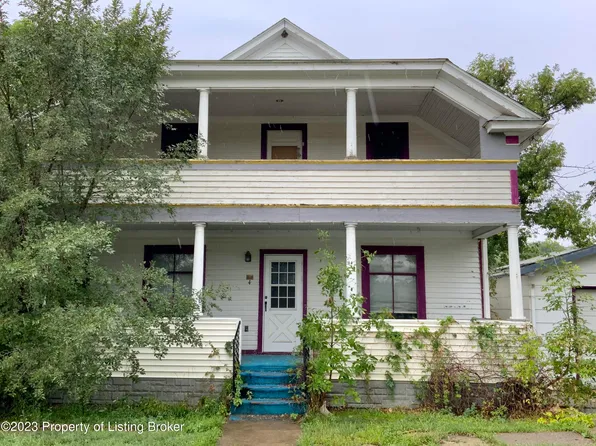 4 N Ellery Ave, Fairview, MT 59221