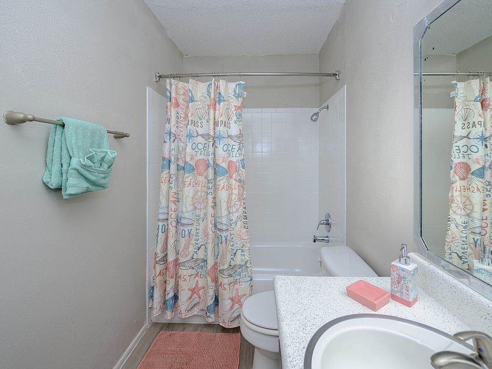 Chestnut Park Bathroom