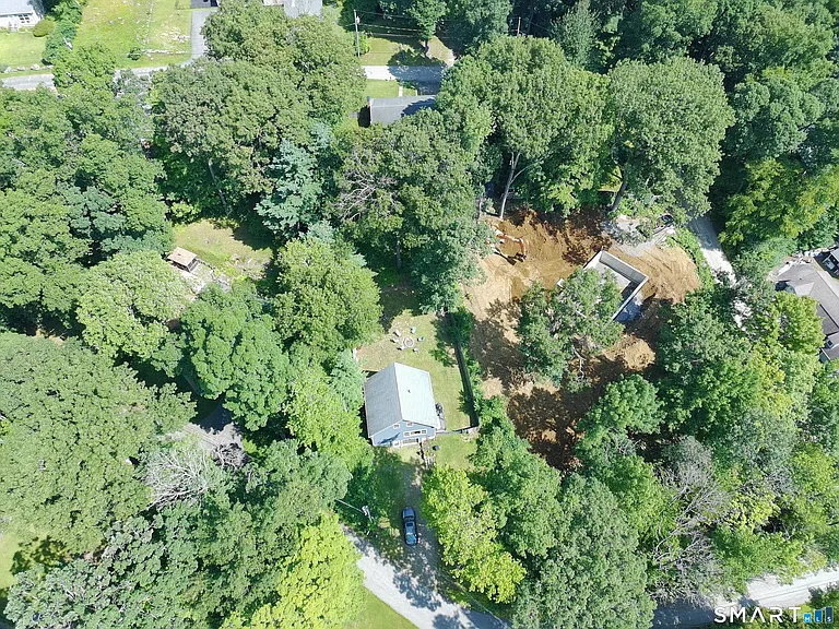55 Circle Dr — Photo 6