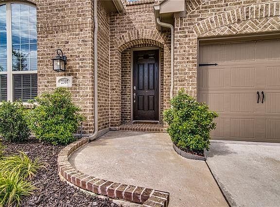 3rd image of 2307 Knox Way