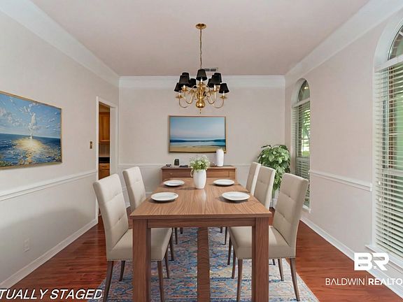 3rd image of 27324 Creekwood Dr
