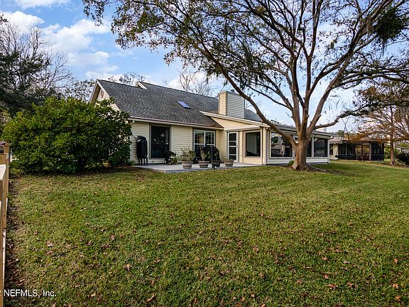 2nd image of 2141 AZTEC Drive W