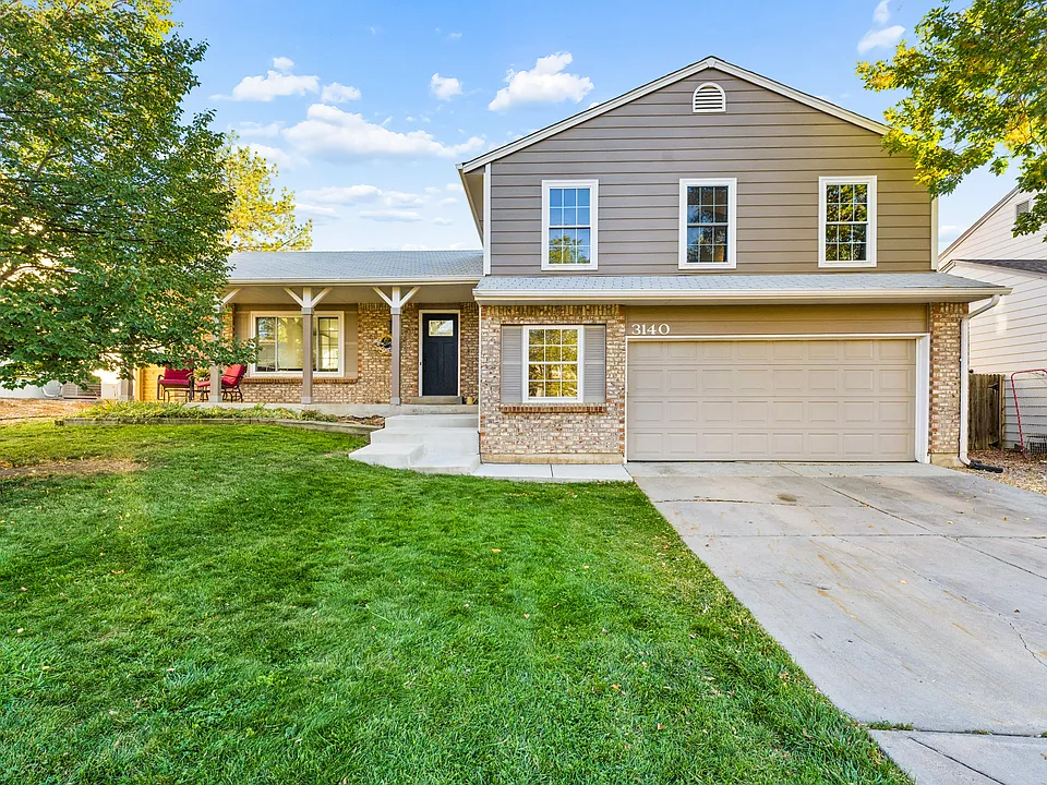 3140 N Oak Cir