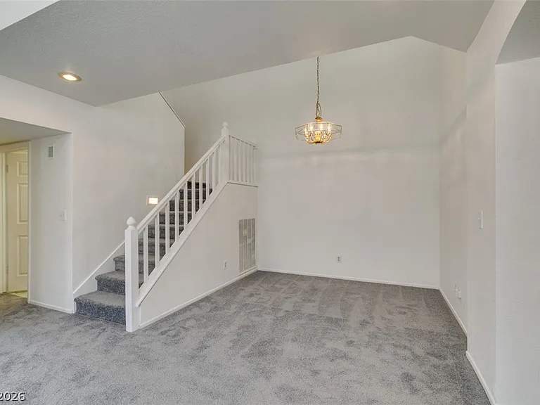 9712 Peacock Hill Cir — Photo 17