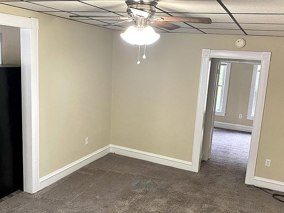 5th image of 48 Lincoln Ave #5