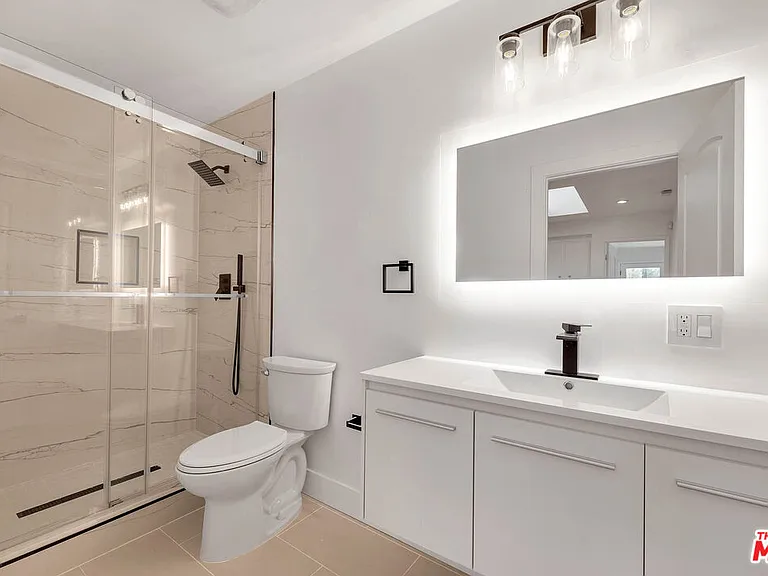 5890 Fairhaven Ave — Photo 10