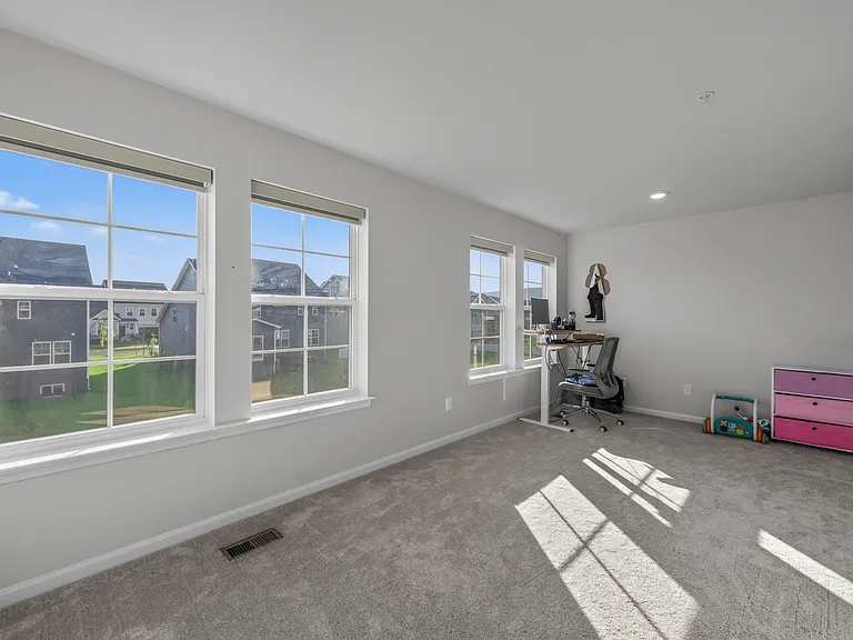 1124 Miller Farm Dr — Photo 22