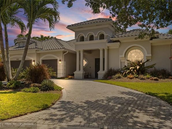 12642 NW 68th Dr, Parkland, FL 33076