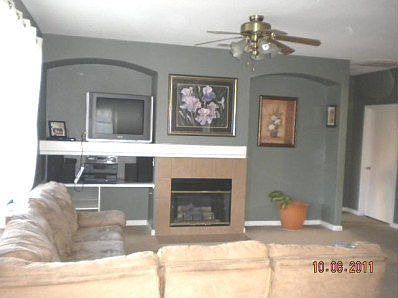 3rd image of 16414 W Lancaster St