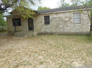 407 Timbercreek Dr, Poteet, TX 78065