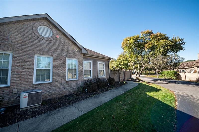 508 Wilshire Cir, Seven Fields, PA 16046 Zillow