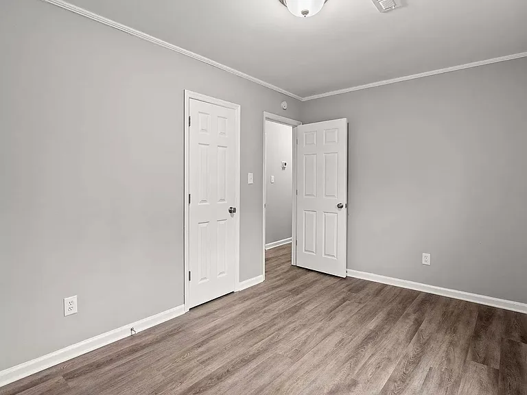 426 Longleaf Dr — Photo 11