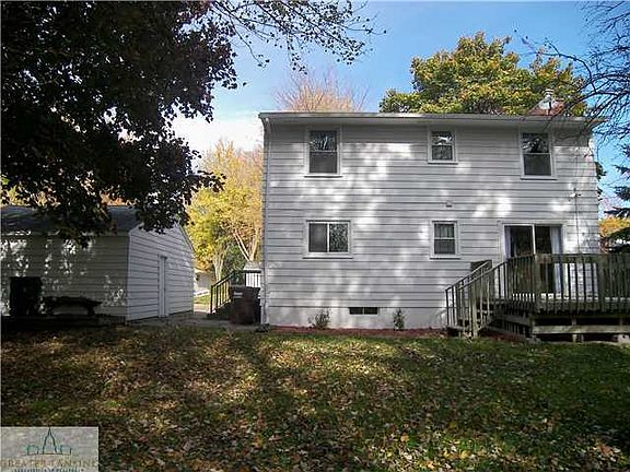 2nd image of 2697 E Linden St