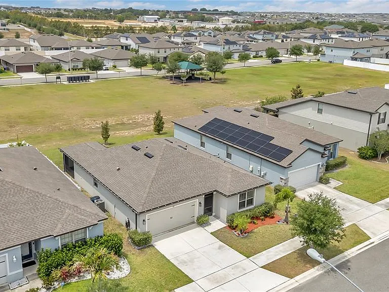 747 Citrus Isle Dr — Photo 30