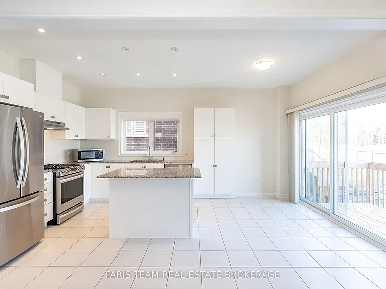 175 Muirfield Dr — Photo 3