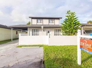 5553 NW 192nd Ln, Miami Gardens, FL 33055