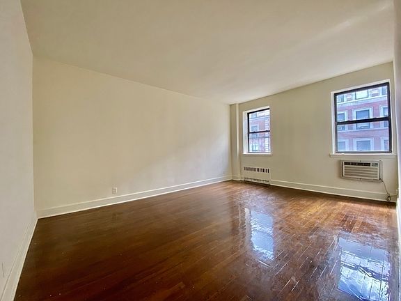 2nd image of 243 W 99th St APT 4D