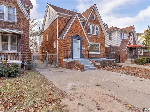 2nd image of 16241 Cherrylawn St