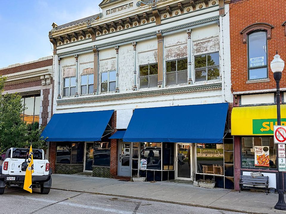 1st image of 111 N Main St